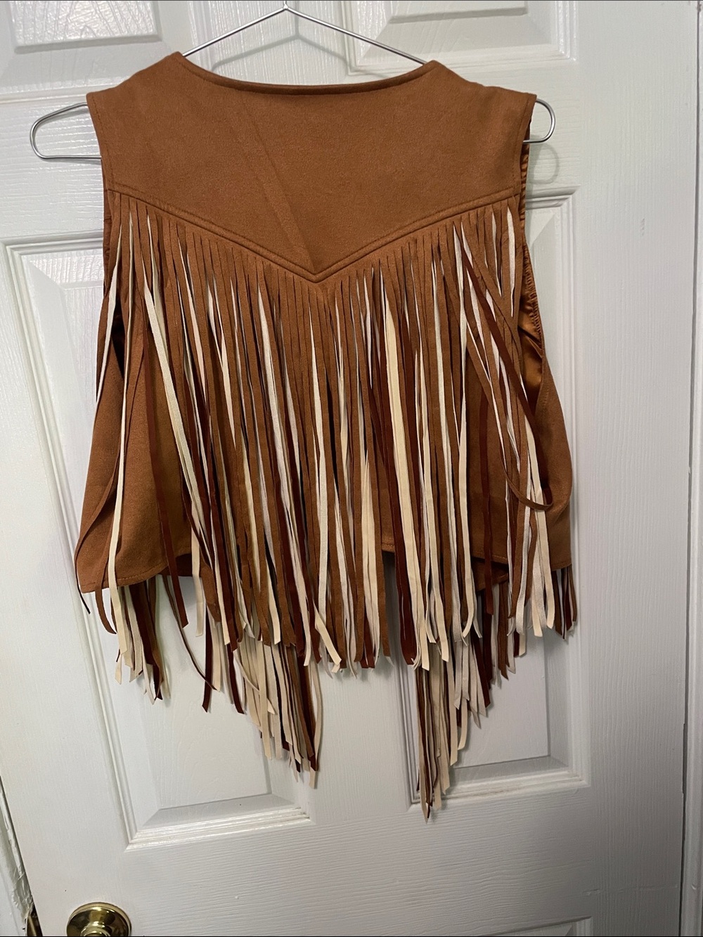 Women’s Suede Fringe Vest - Tan/Brown - Picture 4 of 4